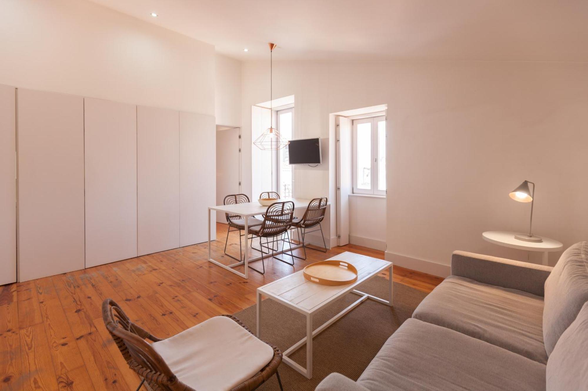 Flh S Bento Minimalist Luminous Flat Apartment *